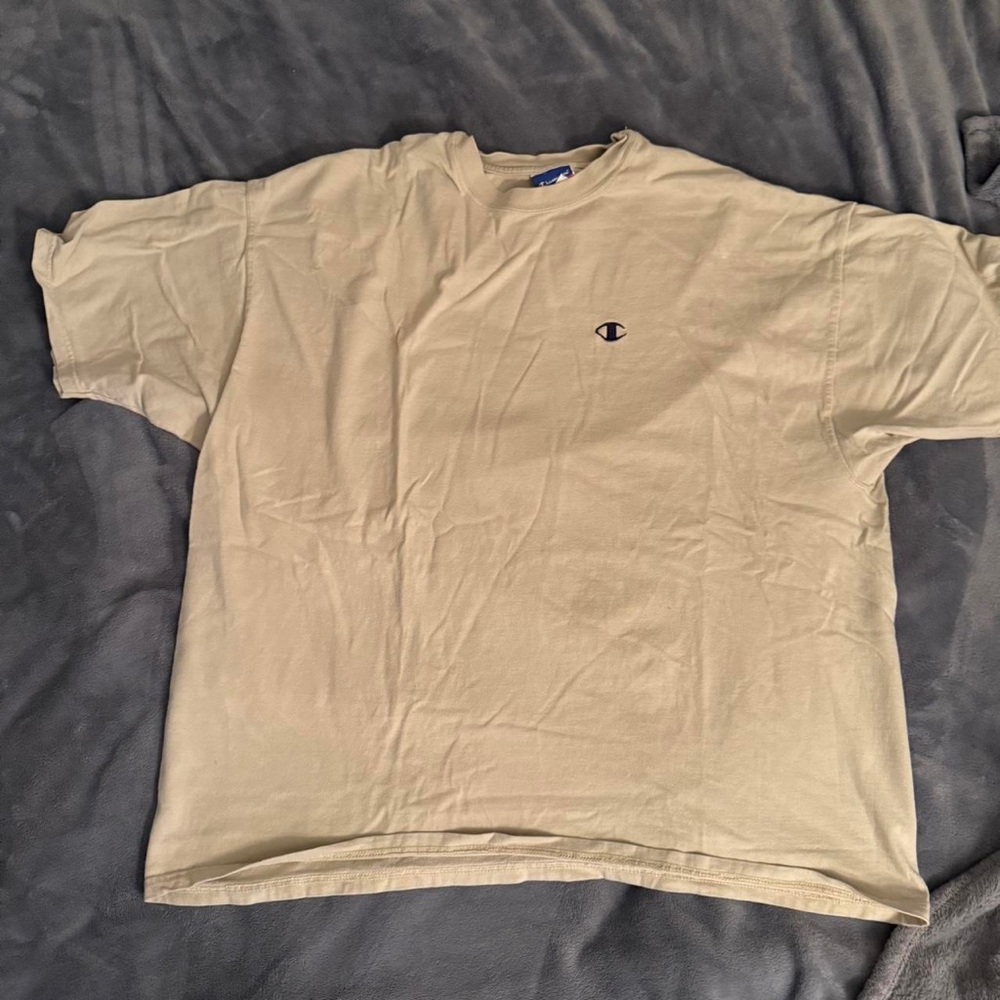 Champion Men's Cream and Tan T-shirt